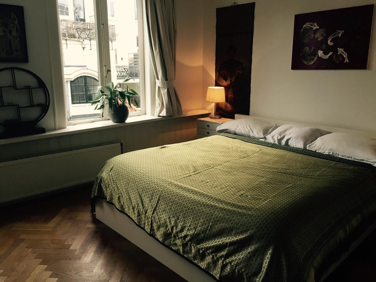 2 Houseboat Prinsengracht Bed and breakfast